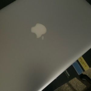 Selling MacBook Pro for $150! Cash only! Local meetup